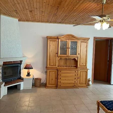 приятна къща за почивка караколев 2 Casa de Férias Obrochishte