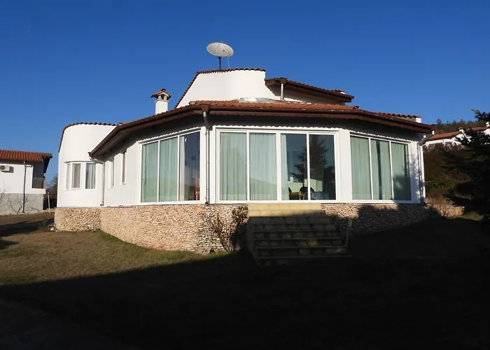 Ваканционна къща приятна къща за почивка караколев 2