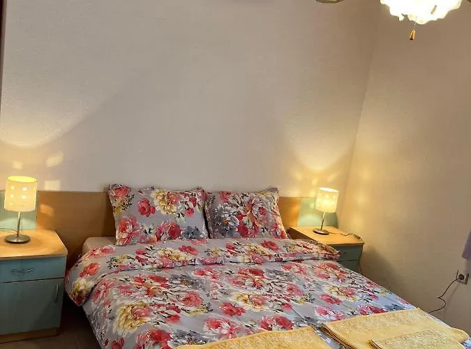 Ваканционна къща приятна къща за почивка караколев 2 Оброчище